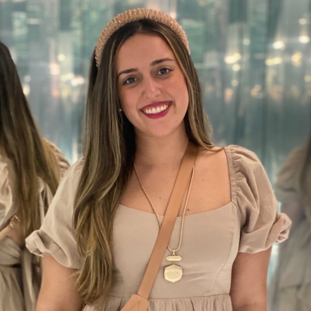 Meet your Posher, Natalie Loren